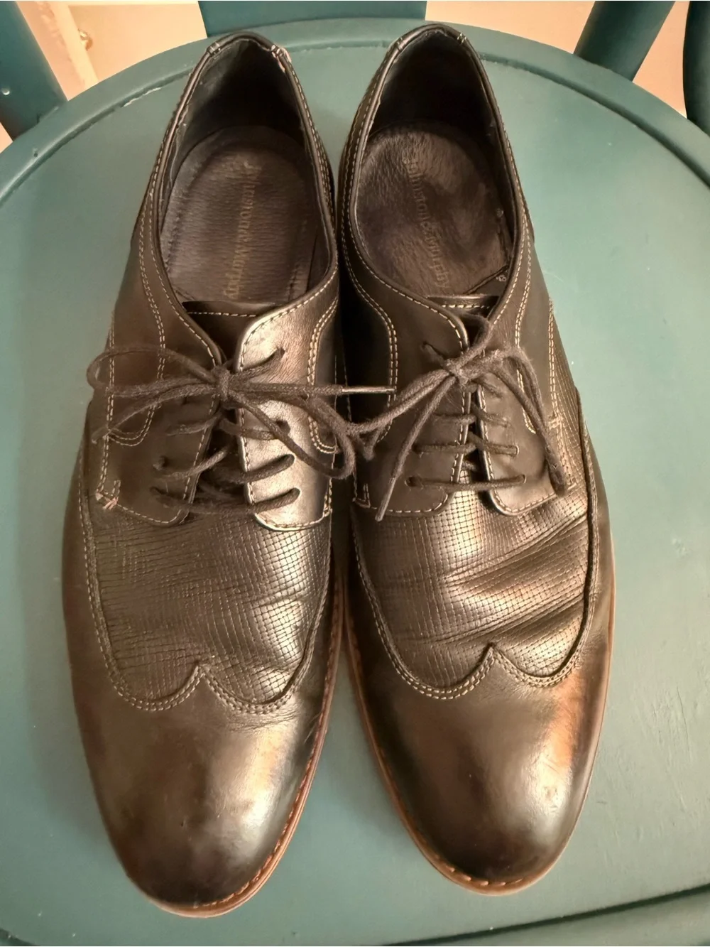 Men's Black Leather Dress Oxfords - Classic Lace-Up-Sz. 9- Mint condition